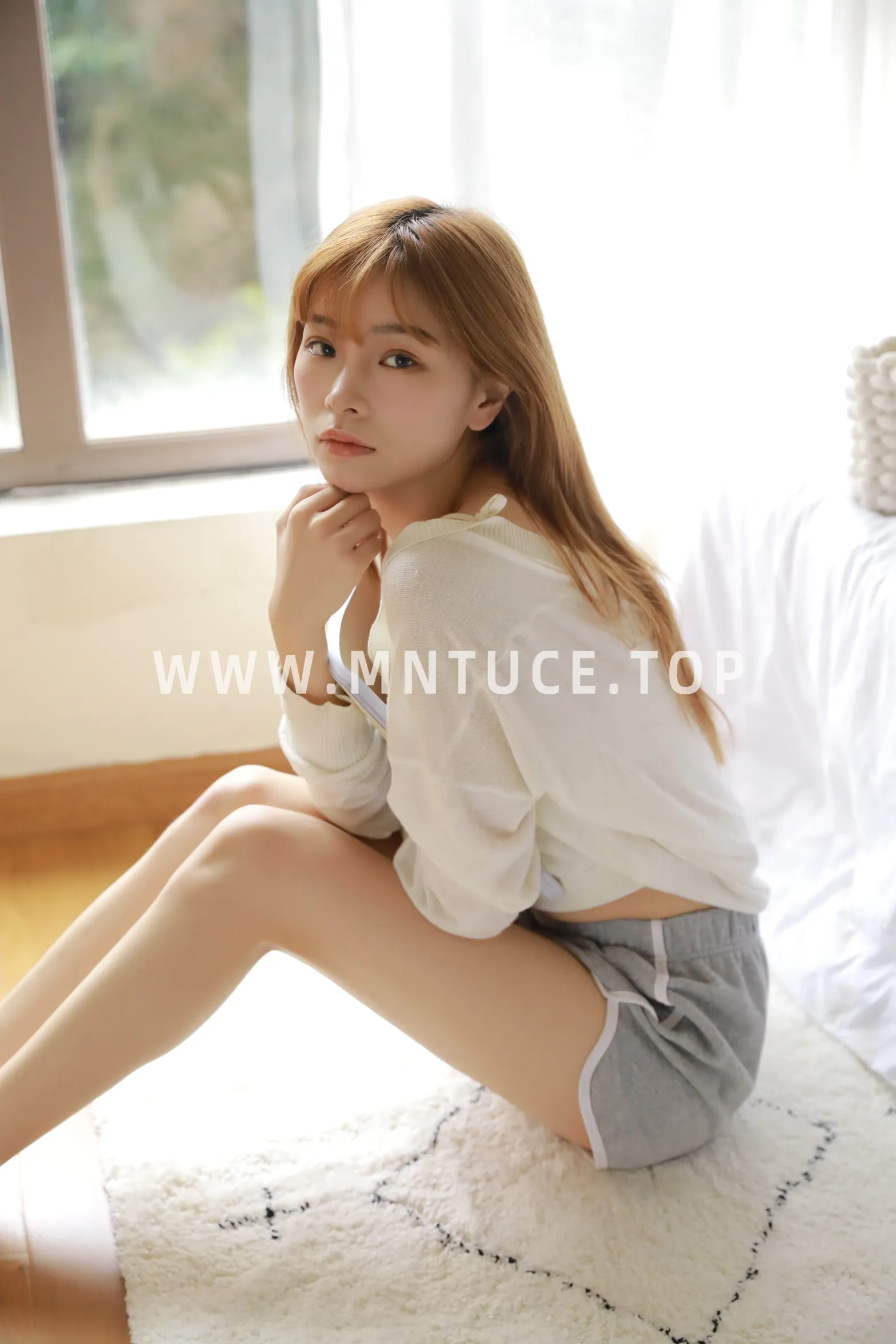 [YITUYU] 2022.12.07 Vol.2618 – Home Photos peach fish#[35P]-18